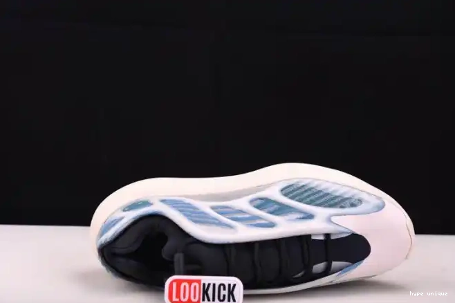 hype 700 YEEZY V3 GY0260 ADIDAS 0509